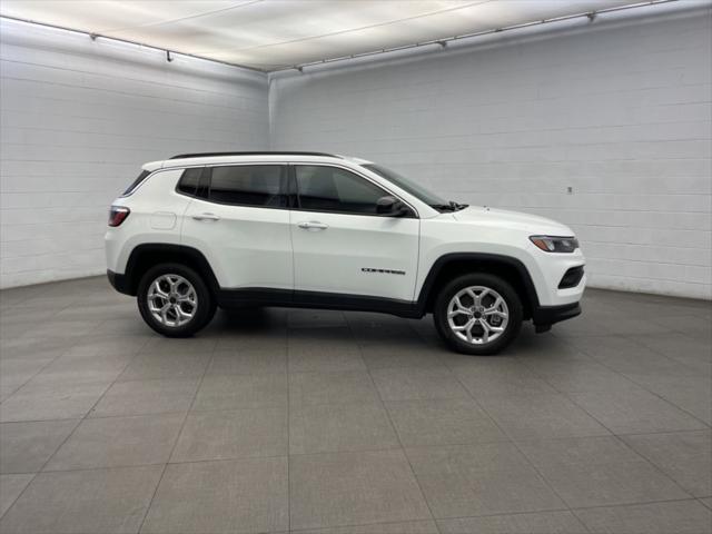2026 Jeep Compass COMPASS LATITUDE 4X4