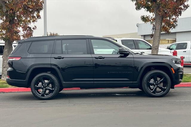 2025 Jeep Grand Cherokee GRAND CHEROKEE L LIMITED 4X2 2025 Jeep Grand Cherokee GRAND CHEROKEE L LIMITED 4X2