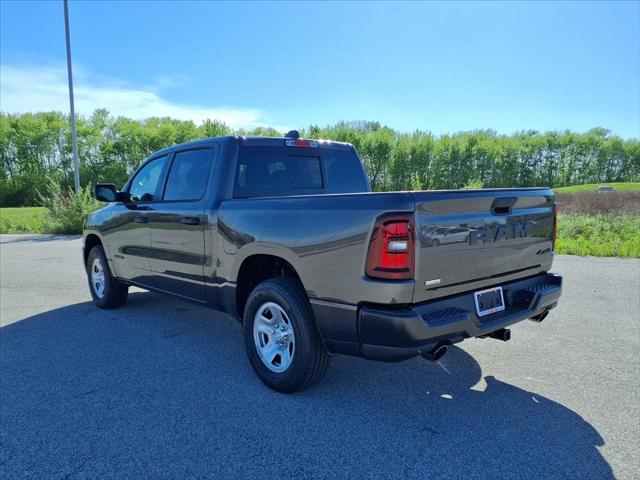 2026 RAM Ram 1500 RAM 1500 TRADESMAN CREW CAB 4X4 57 BOX