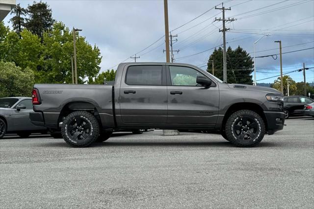 2026 Ram 1500 Warlock Crew Cab 4x4 5'7" Box