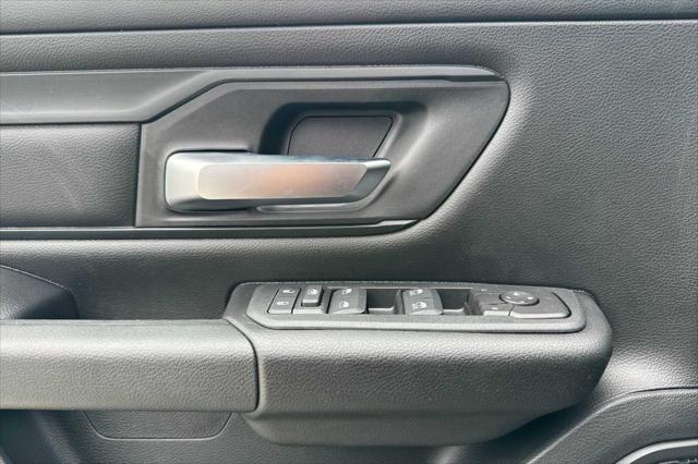 2026 Ram 1500 Warlock Crew Cab 4x4 5'7" Box