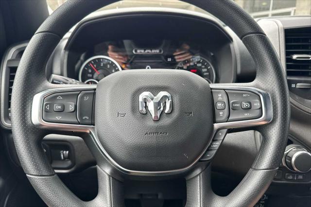 2026 Ram 1500 Warlock Crew Cab 4x4 5'7" Box