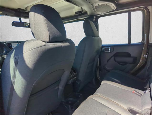 2026 Jeep Gladiator Sport