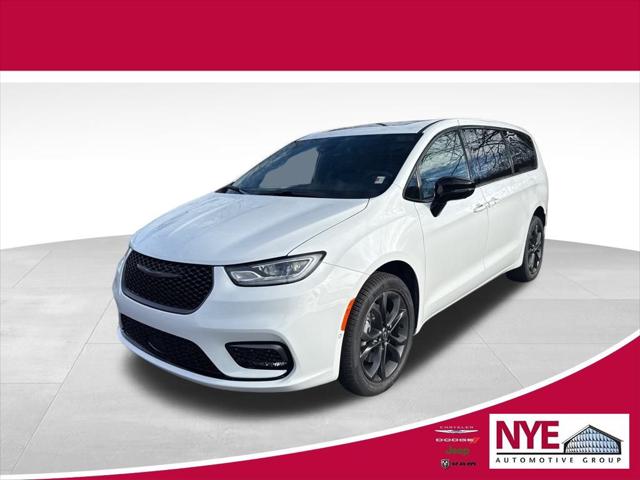 2026 Chrysler Pacifica PACIFICA SELECT AWD
