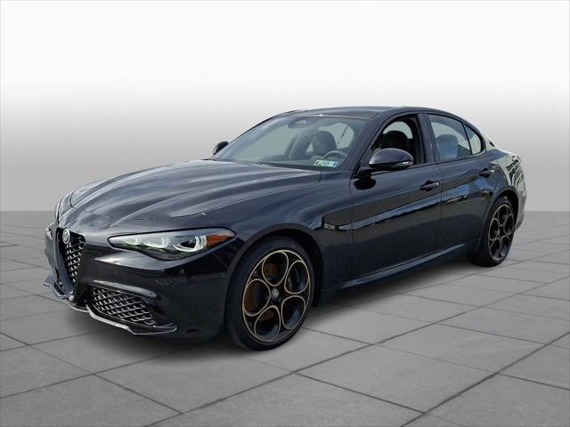 2025 Alfa Romeo Giulia GIULIA INTENSA AWD