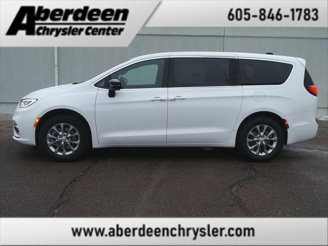 2026 Chrysler Pacifica PACIFICA SELECT AWD