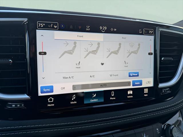 2026 Chrysler Pacifica Select AWD