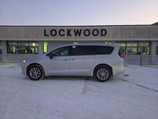 2026 Chrysler Pacifica PACIFICA LIMITED AWD
