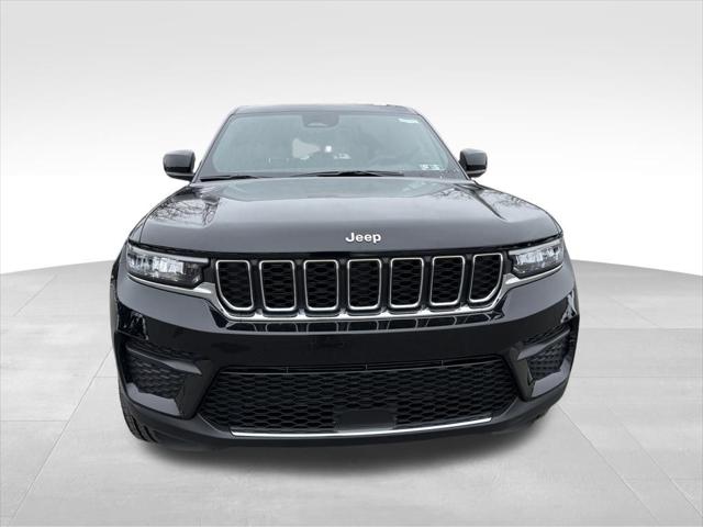 2025 Jeep Grand Cherokee GRAND CHEROKEE LAREDO 4X4