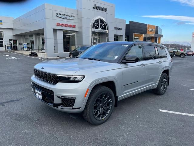 2025 Jeep Grand Cherokee GRAND CHEROKEE L SUMMIT 4X4 2025 Jeep Grand Cherokee GRAND CHEROKEE L SUMMIT 4X4