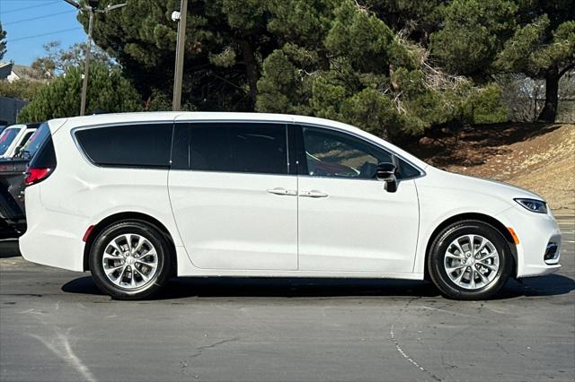 2026 Chrysler Pacifica PACIFICA LIMITED