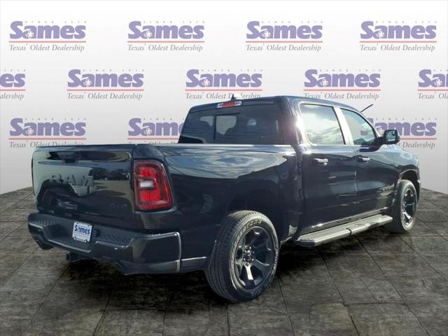 2026 RAM 1500 RAM 1500 EXPRESS CREW CAB 4X4 57 BOX