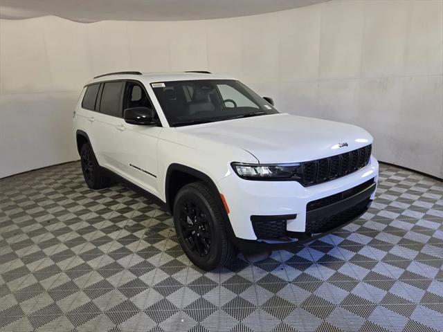 2025 Jeep Grand Cherokee GRAND CHEROKEE L ALTITUDE 4X2 2025 Jeep Grand Cherokee GRAND CHEROKEE L ALTITUDE 4X2