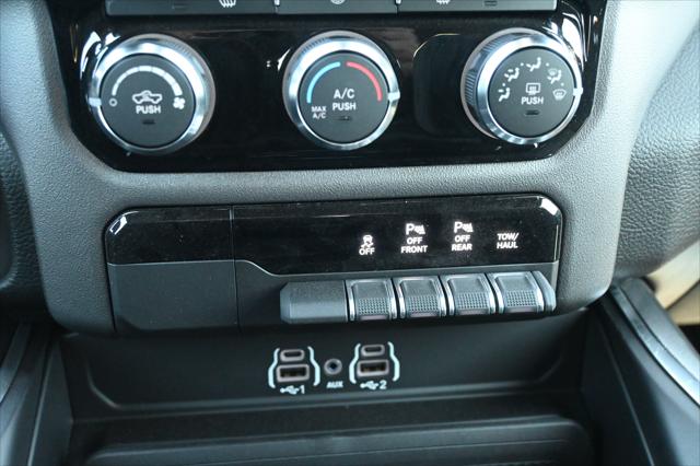 2026 Ram 1500 Big Horn Crew Cab 4x2 57 Box