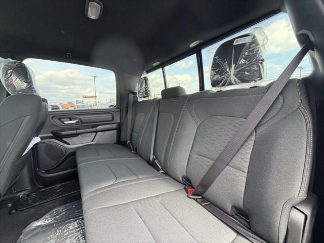 2026 Ram 1500 Express Crew Cab 4x4 5'7" Box
