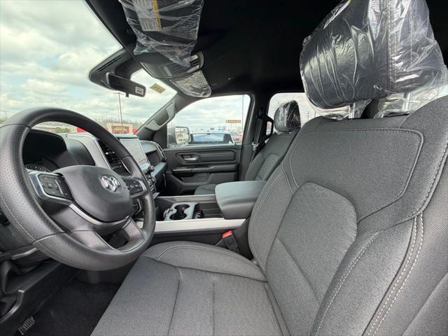 2026 Ram 1500 Express Crew Cab 4x4 5'7" Box