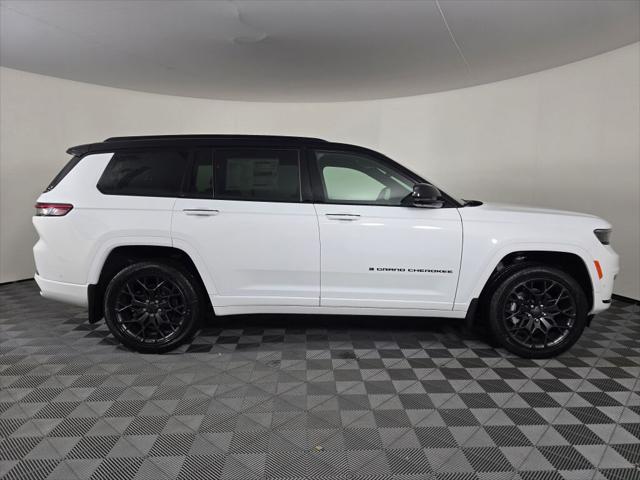 2025 Jeep Grand Cherokee GRAND CHEROKEE L SUMMIT 4X4