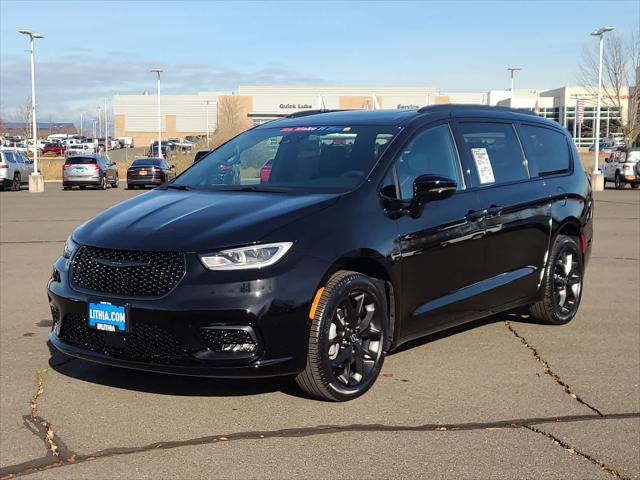 2026 Chrysler Pacifica PACIFICA SELECT AWD