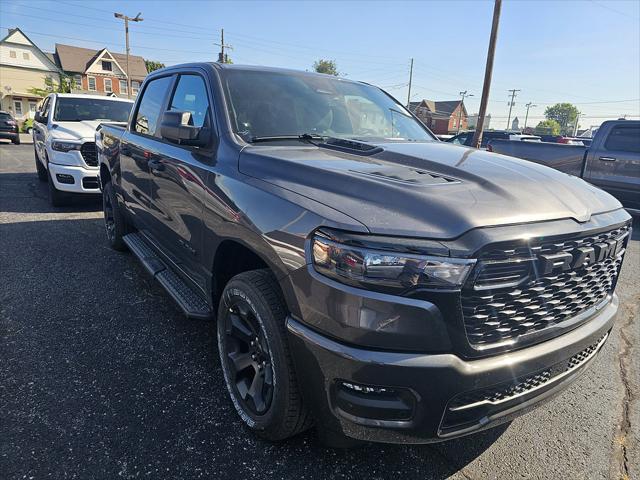 2026 RAM 1500 RAM 1500 EXPRESS CREW CAB 4X4 57 BOX
