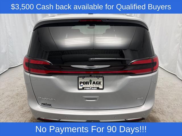 2026 Chrysler Pacifica PACIFICA SELECT AWD