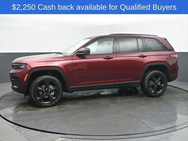 2025 Jeep Grand Cherokee GRAND CHEROKEE ALTITUDE 4X4 2025 Jeep Grand Cherokee GRAND CHEROKEE ALTITUDE 4X4