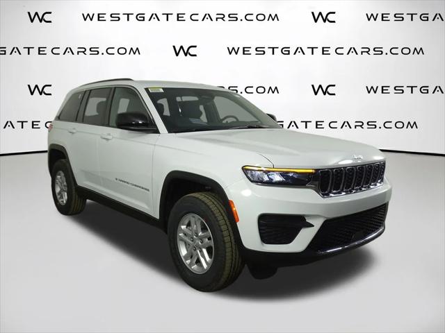 2025 Jeep Grand Cherokee GRAND CHEROKEE LAREDO 4X2