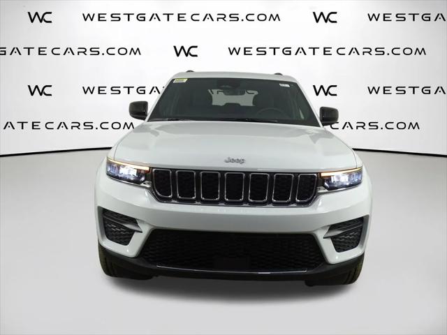 2025 Jeep Grand Cherokee GRAND CHEROKEE LAREDO 4X2