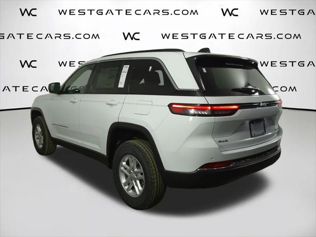 2025 Jeep Grand Cherokee GRAND CHEROKEE LAREDO 4X4