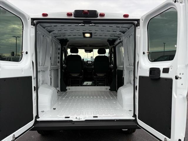 2026 Ram ProMaster Cargo Van Tradesman Low Roof 118" WB w/Pass Seat