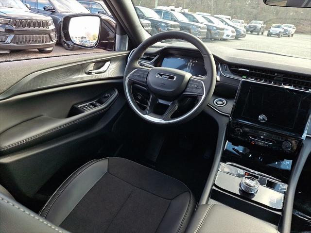 2025 Jeep Grand Cherokee Altitude X 4x4