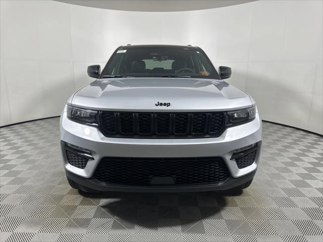 2025 Jeep Grand Cherokee GRAND CHEROKEE LIMITED 4X4 2025 Jeep Grand Cherokee GRAND CHEROKEE LIMITED 4X4