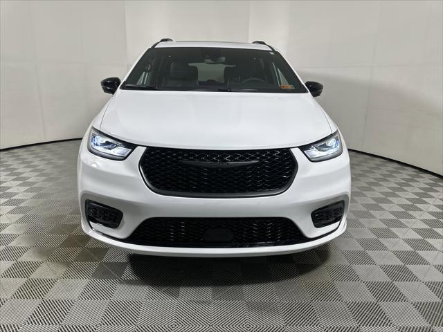 2026 Chrysler Pacifica PACIFICA LIMITED AWD