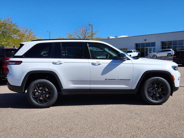 2025 Jeep Grand Cherokee GRAND CHEROKEE ALTITUDE 4X4
