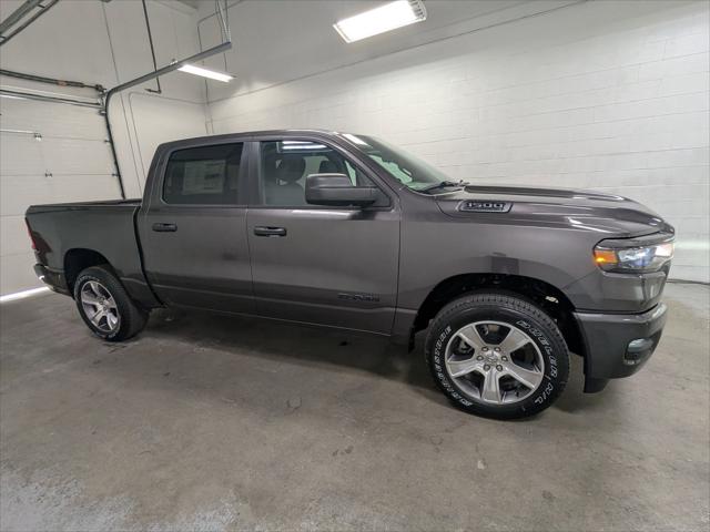 2026 RAM Ram 1500 RAM 1500 EXPRESS CREW CAB 4X4 57 BOX