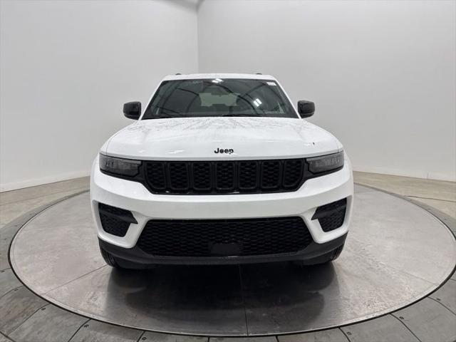 2025 Jeep Grand Cherokee GRAND CHEROKEE ALTITUDE X 4X4 2025 Jeep Grand Cherokee GRAND CHEROKEE ALTITUDE X 4X4