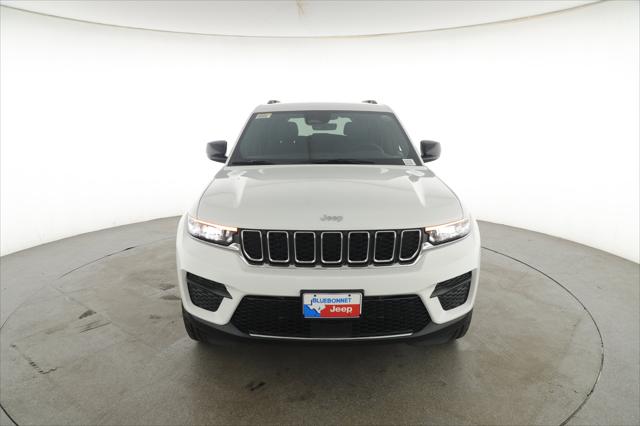 2025 Jeep Grand Cherokee GRAND CHEROKEE LAREDO 4X2