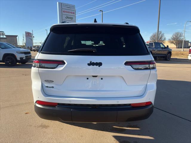 2025 Jeep Grand Cherokee GRAND CHEROKEE L ALTITUDE X 4X4