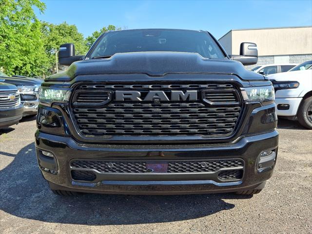 2026 RAM Ram 1500 RAM 1500 EXPRESS CREW CAB 4X4 57 BOX
