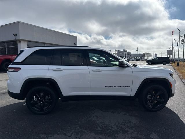 2025 Jeep Grand Cherokee GRAND CHEROKEE ALTITUDE X 4X4