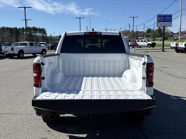 2026 Ram 1500 Warlock Crew Cab 4x4 5'7" Box