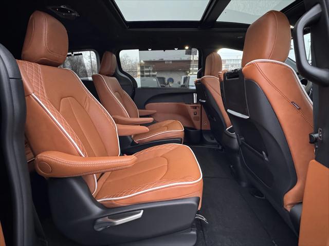 2026 Chrysler Pacifica Pinnacle AWD