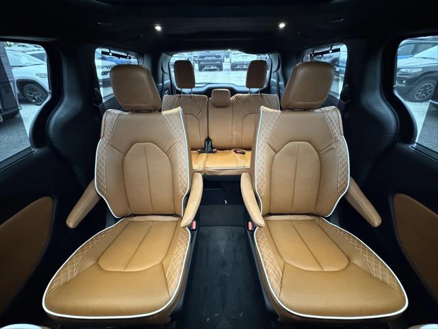 2026 Chrysler Pacifica Pinnacle AWD