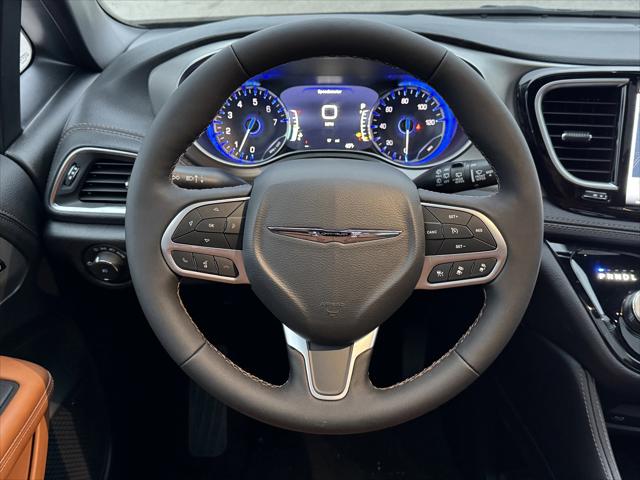 2026 Chrysler Pacifica Pinnacle AWD