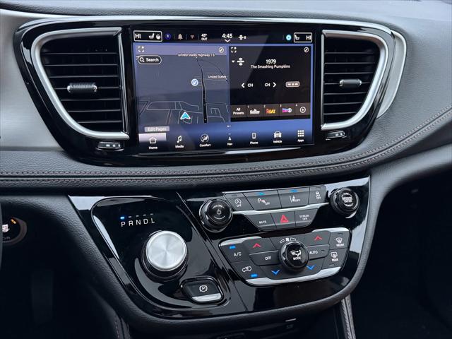 2026 Chrysler Pacifica Pinnacle AWD