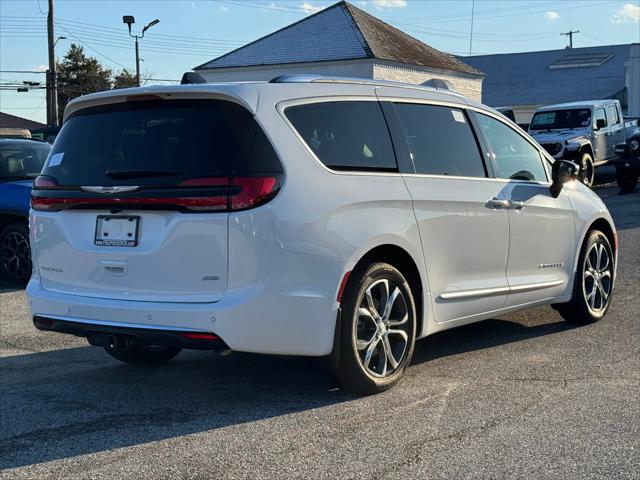 2026 Chrysler Pacifica Pinnacle AWD