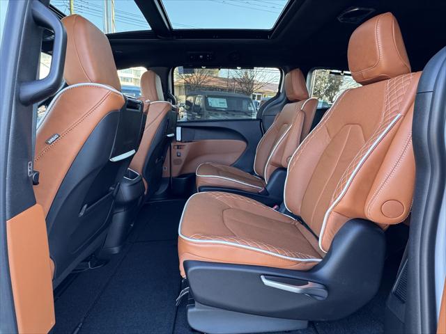 2026 Chrysler Pacifica Pinnacle AWD