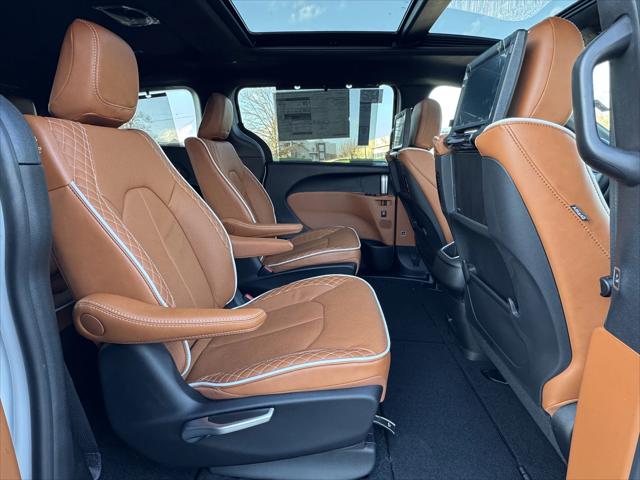 2026 Chrysler Pacifica Pinnacle AWD