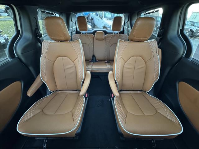 2026 Chrysler Pacifica Pinnacle AWD