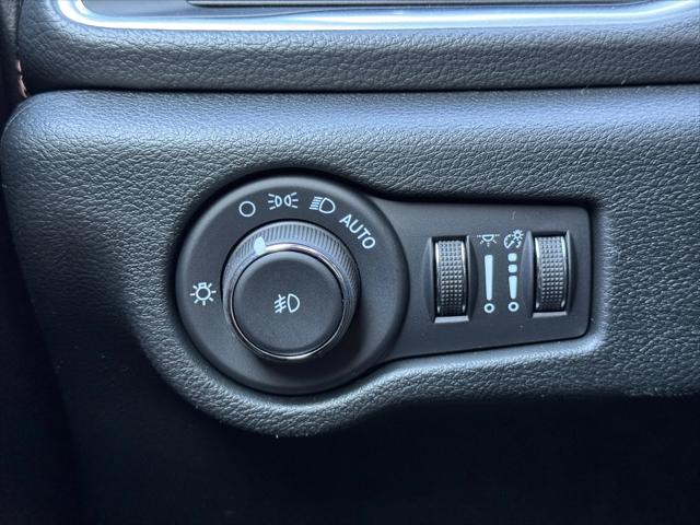 2026 Chrysler Pacifica Pinnacle AWD