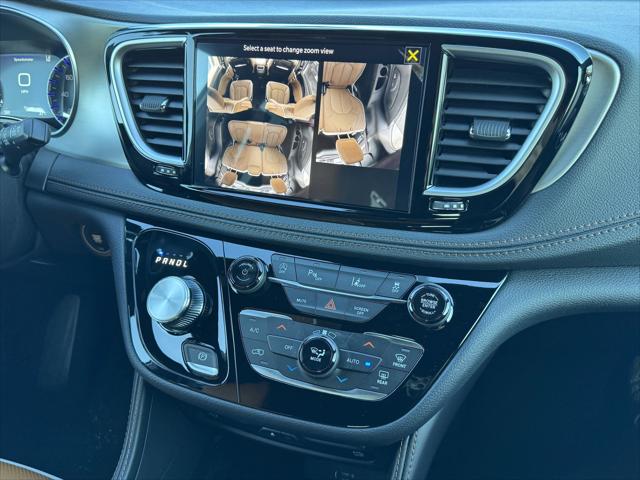 2026 Chrysler Pacifica Pinnacle AWD